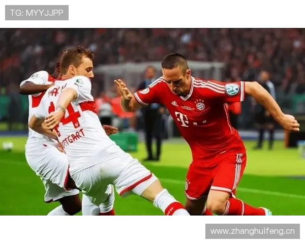 拜仁关键比赛表现不稳定：本赛季球队战斗力波动对争冠形势造成影响