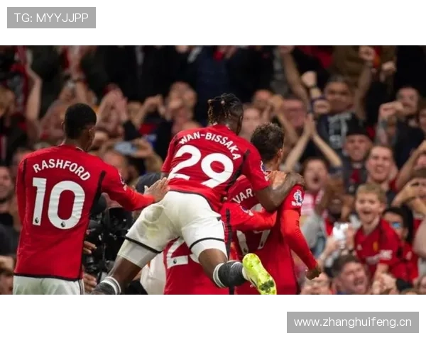 曼联转会策略变化：球队表现波动，对赛季走势产生制约