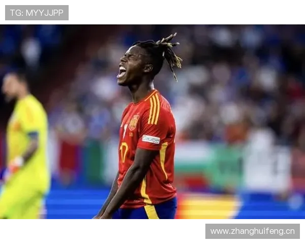 尼科·威廉斯撕裂防线的速度型边锋战术解析